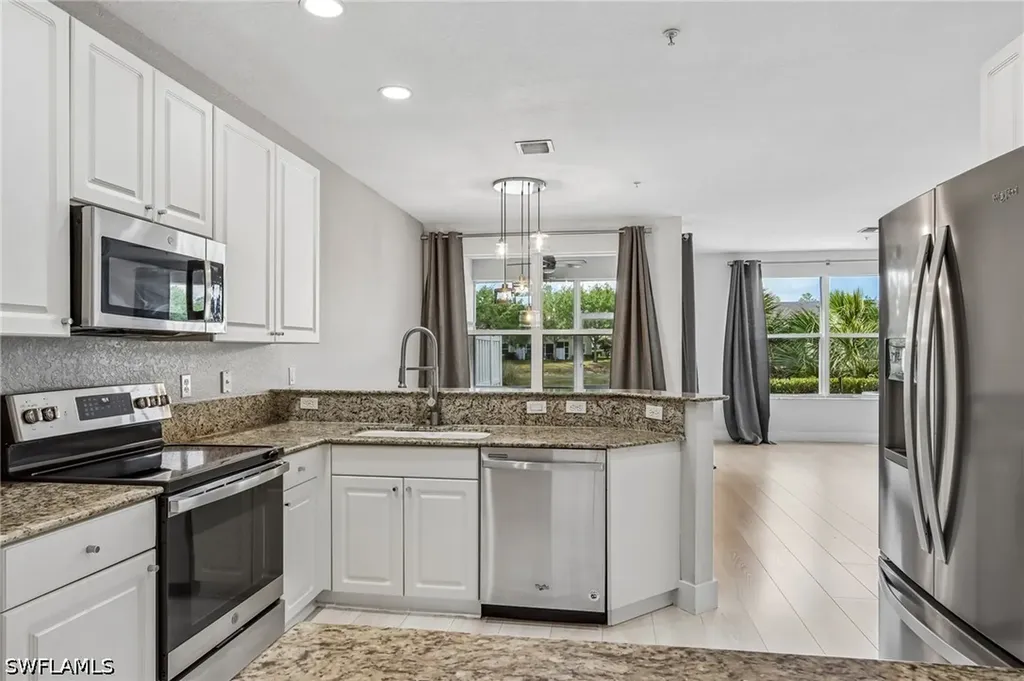 1410 Mariposa Circle Naples FL 34105