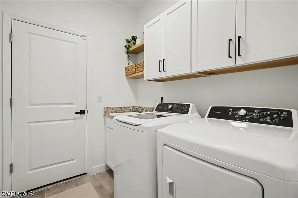 11148 Canopy Loop Fort Myers FL 33913