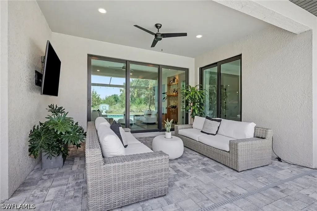11148 Canopy Loop Fort Myers FL 33913