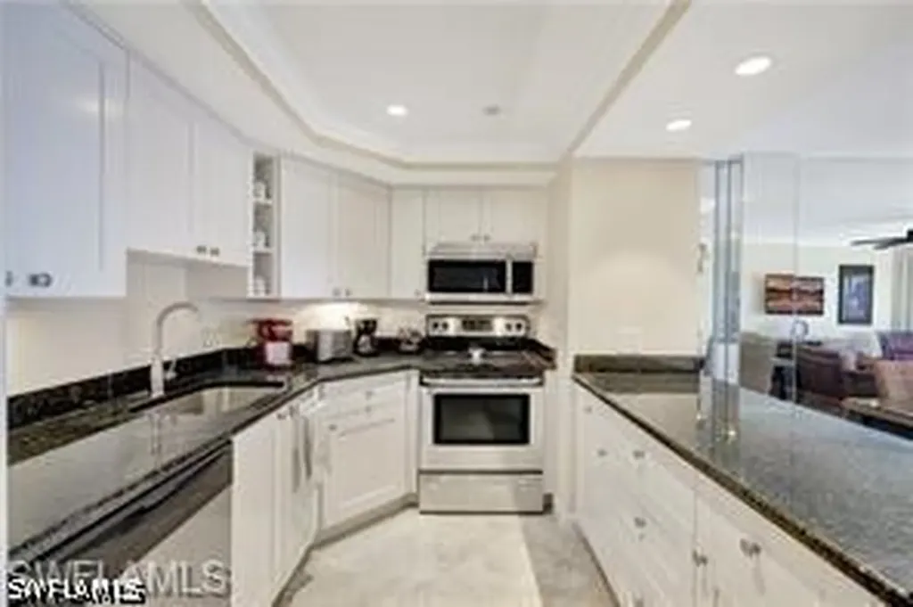 1 Bluebill Avenue Naples FL 34108
