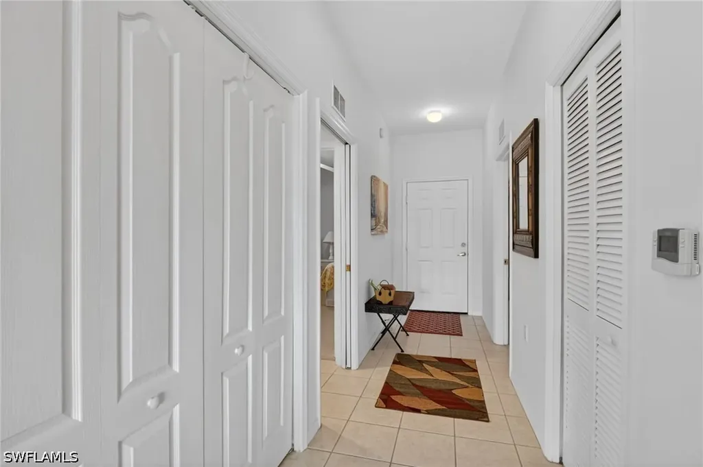 3830 Sawgrass Way Naples FL 34112