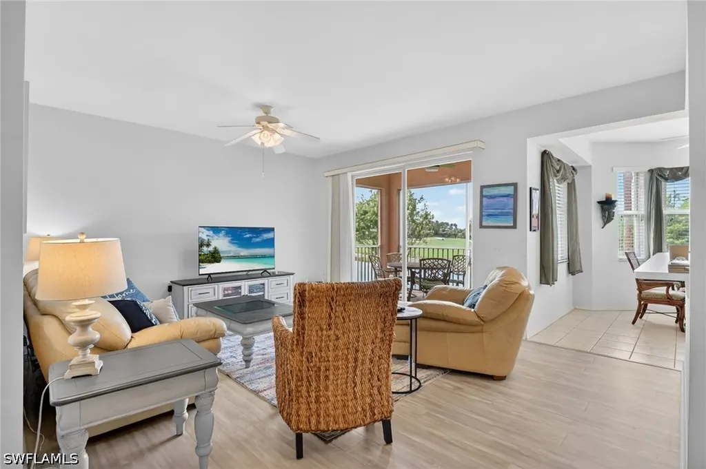 3830 Sawgrass Way Naples FL 34112