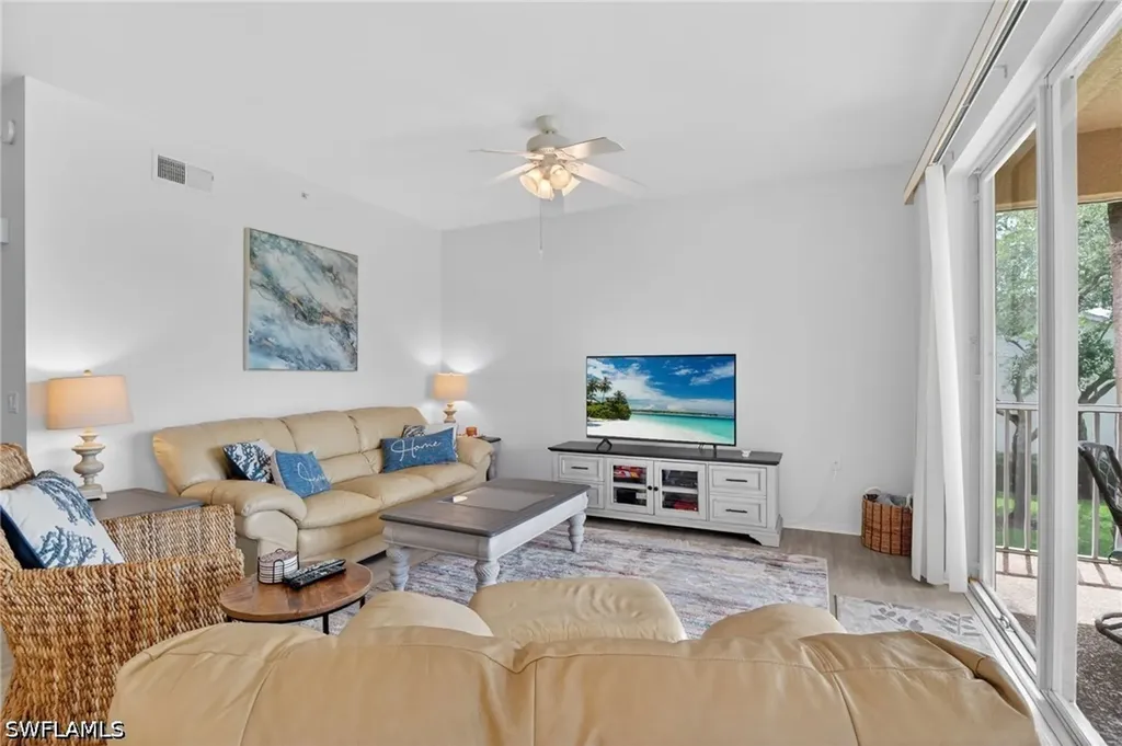 3830 Sawgrass Way Naples FL 34112