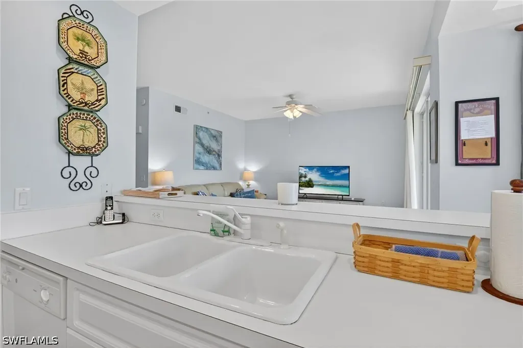 3830 Sawgrass Way Naples FL 34112
