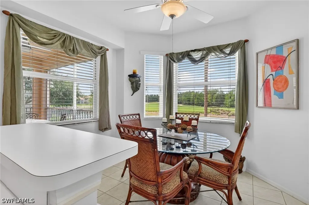 3830 Sawgrass Way Naples FL 34112
