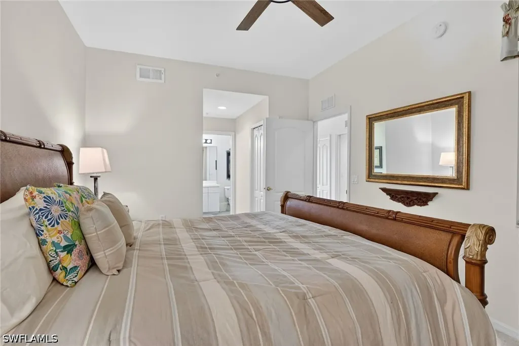 3830 Sawgrass Way Naples FL 34112