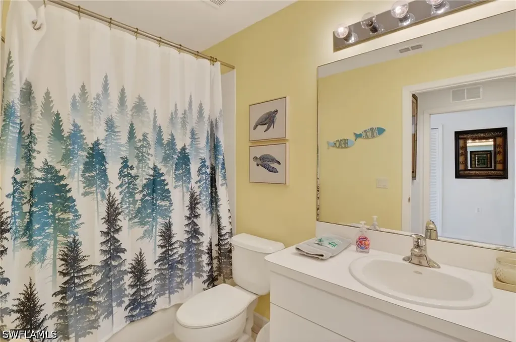 3830 Sawgrass Way Naples FL 34112