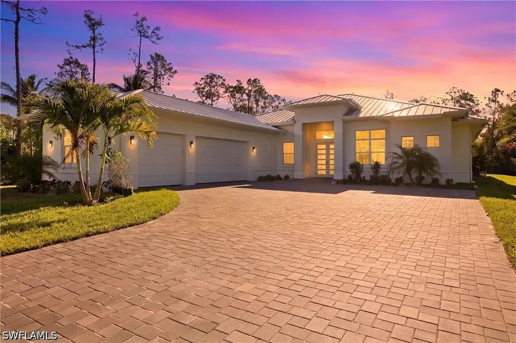 Bonita Springs FL, 24265 Cock Robin Lane