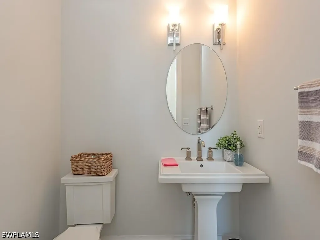 545 13th Avenue S Naples FL 34102