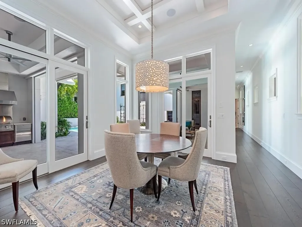 545 13th Avenue S Naples FL 34102