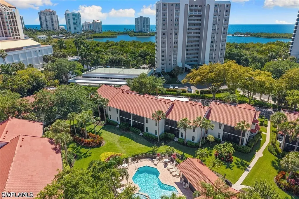 589 Serendipity Drive Naples FL 34108