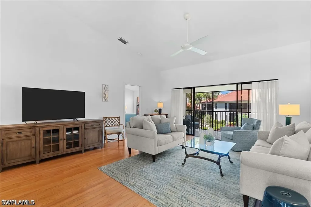 589 Serendipity Drive Naples FL 34108