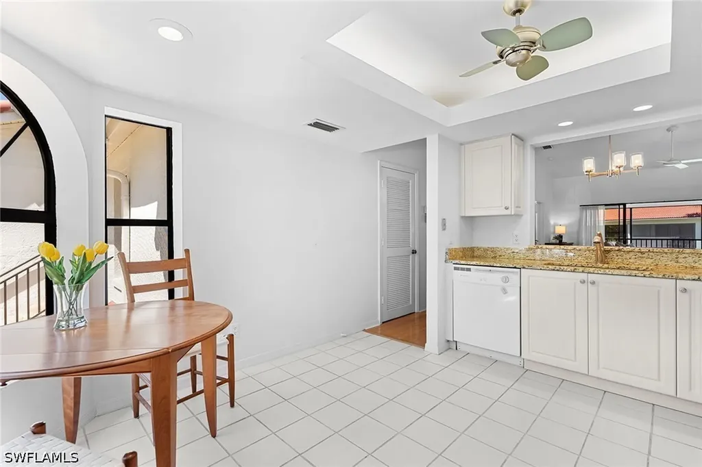 589 Serendipity Drive Naples FL 34108