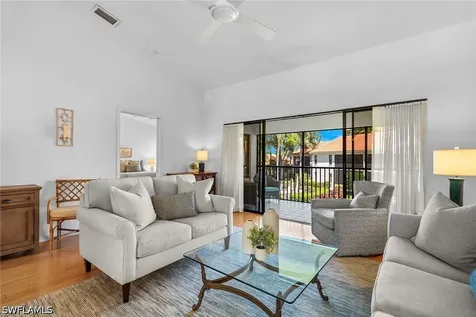 589 Serendipity Drive Naples FL 34108