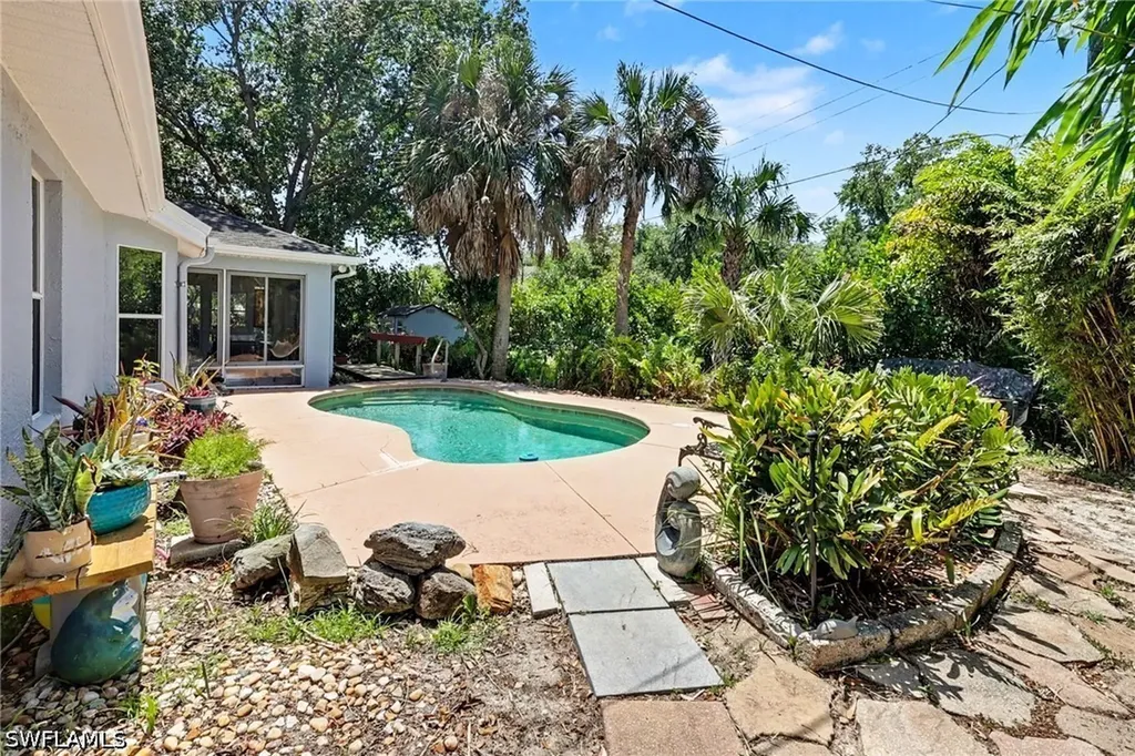 3918 Luverne Street Fort Myers FL 33901
