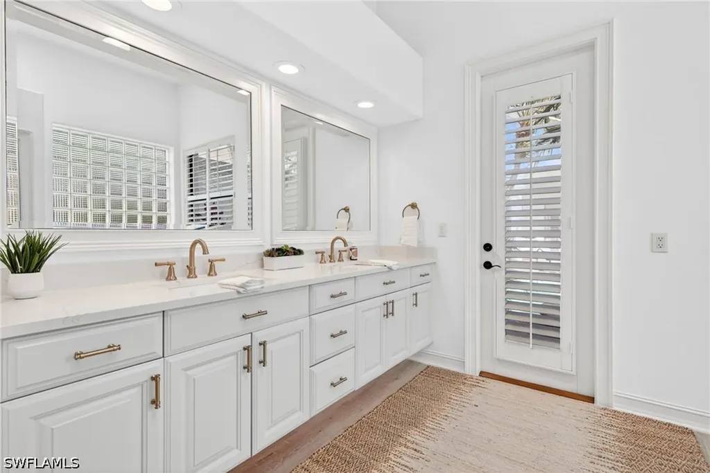 3296 Lookout Lane Naples FL 34112