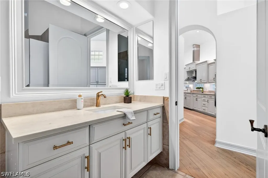3296 Lookout Lane Naples FL 34112