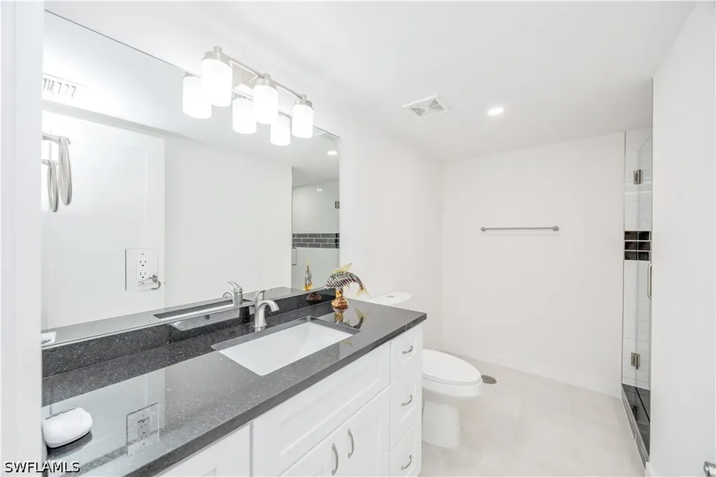 4180 Crayton Road Naples FL 34103
