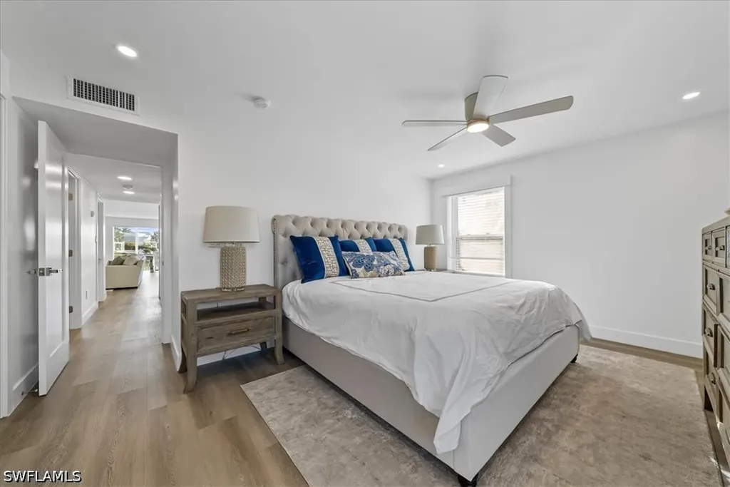 1910 Gulf Shore Boulevard N Naples FL 34102