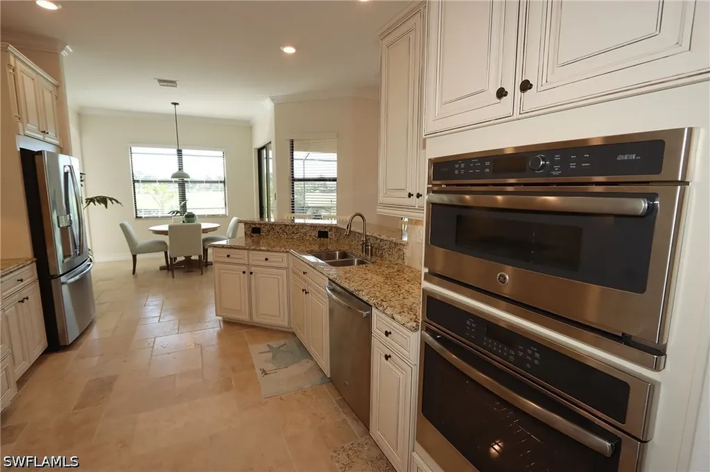17151 Cherrywood Court Bonita Springs FL 34135