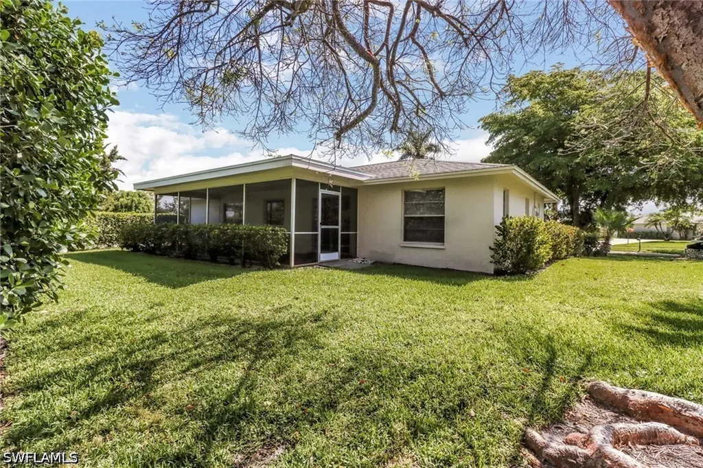 4472 Beechwood Lake Drive Naples FL 34112
