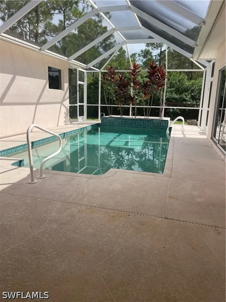 4080 33rd Avenue NE Naples FL 34120