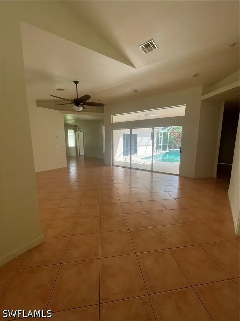 4080 33rd Avenue NE Naples FL 34120