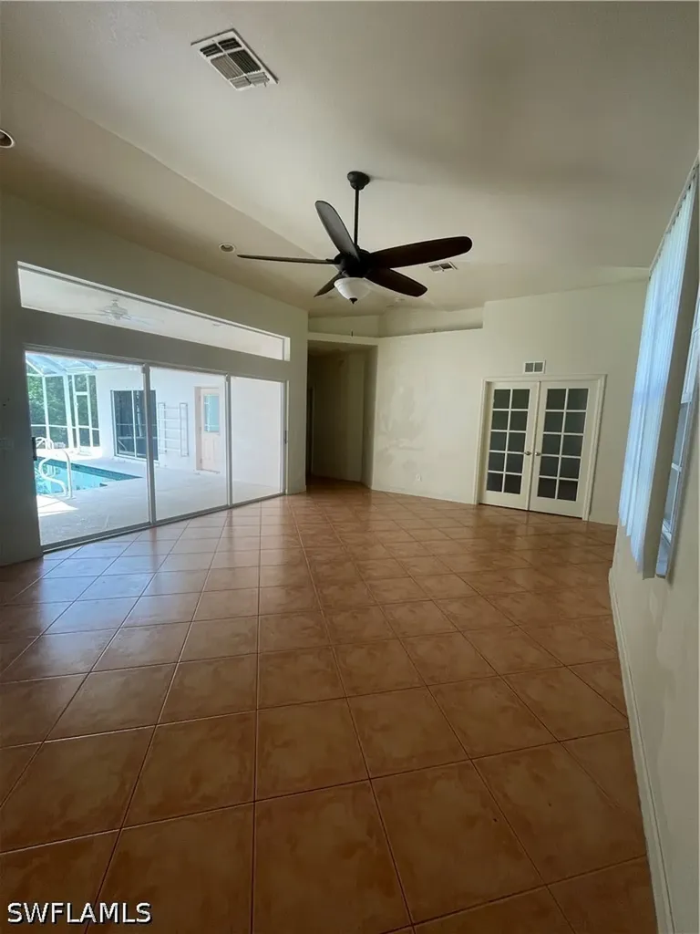 4080 33rd Avenue NE Naples FL 34120