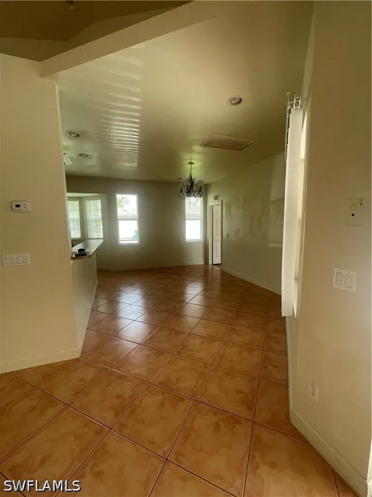 4080 33rd Avenue NE Naples FL 34120
