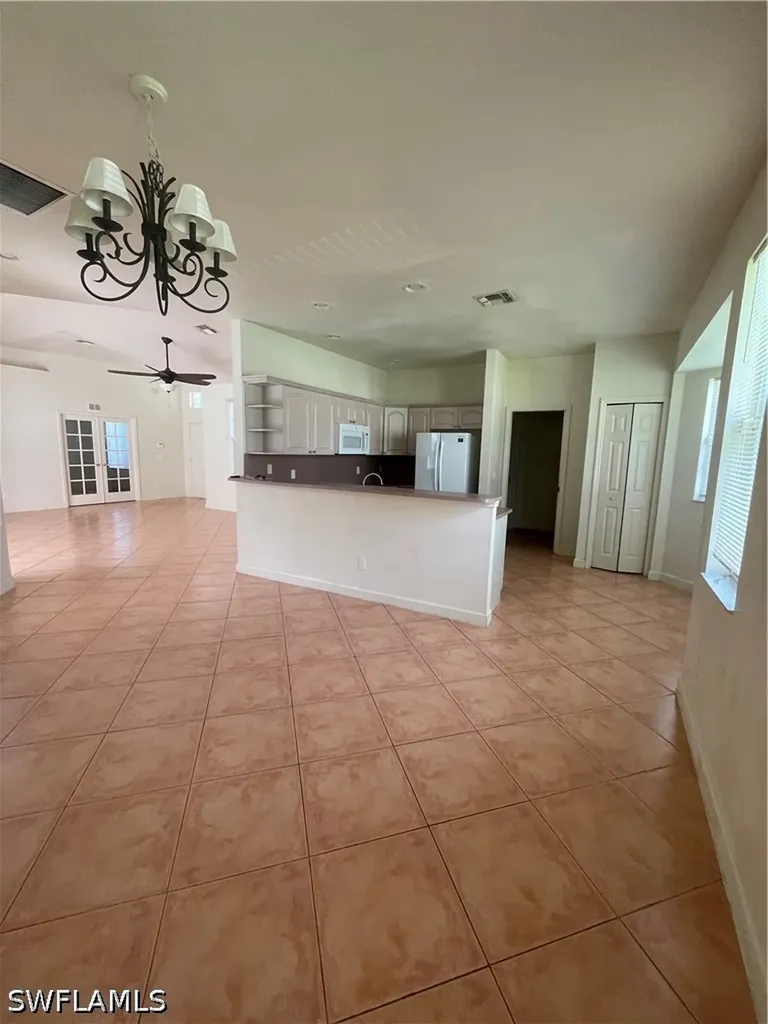 4080 33rd Avenue NE Naples FL 34120