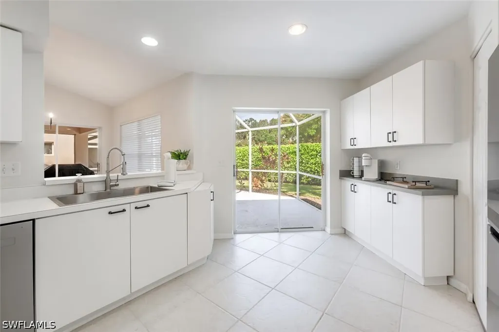 2835 Mizzen Way Naples FL 34109