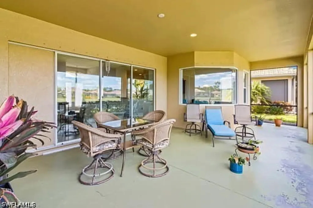 8066 Princeton Drive Naples FL 34104
