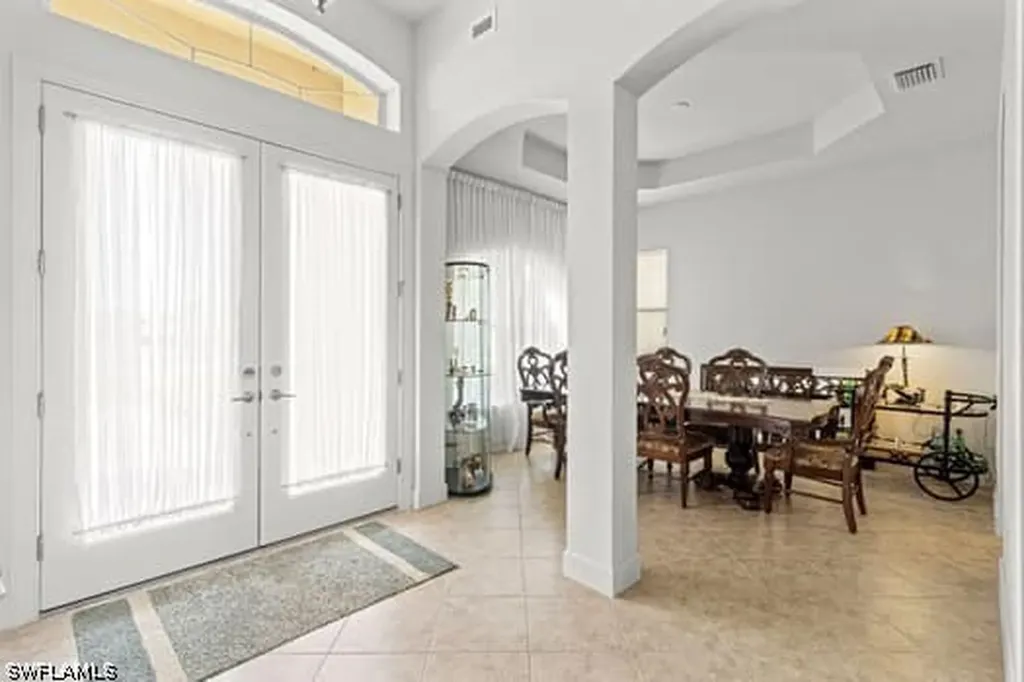 8066 Princeton Drive Naples FL 34104