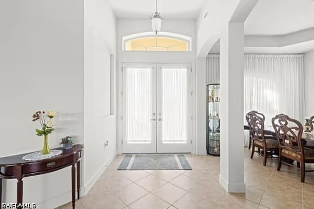 8066 Princeton Drive Naples FL 34104
