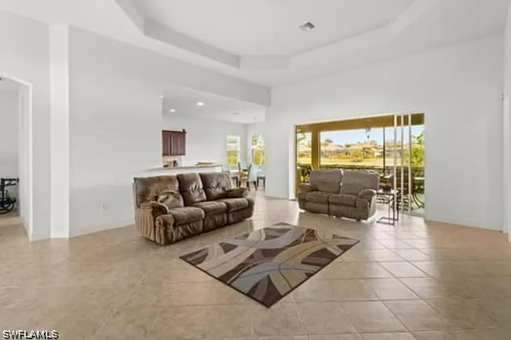 8066 Princeton Drive Naples FL 34104