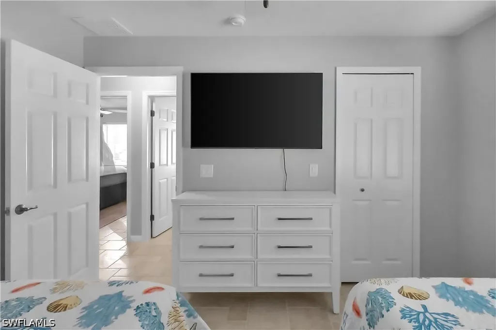 3142 SE 22nd Place Cape Coral FL 33904