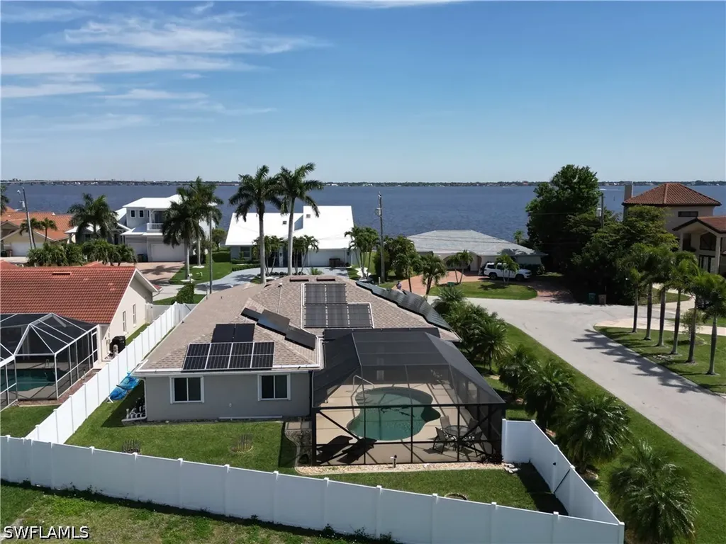 3142 SE 22nd Place Cape Coral FL 33904