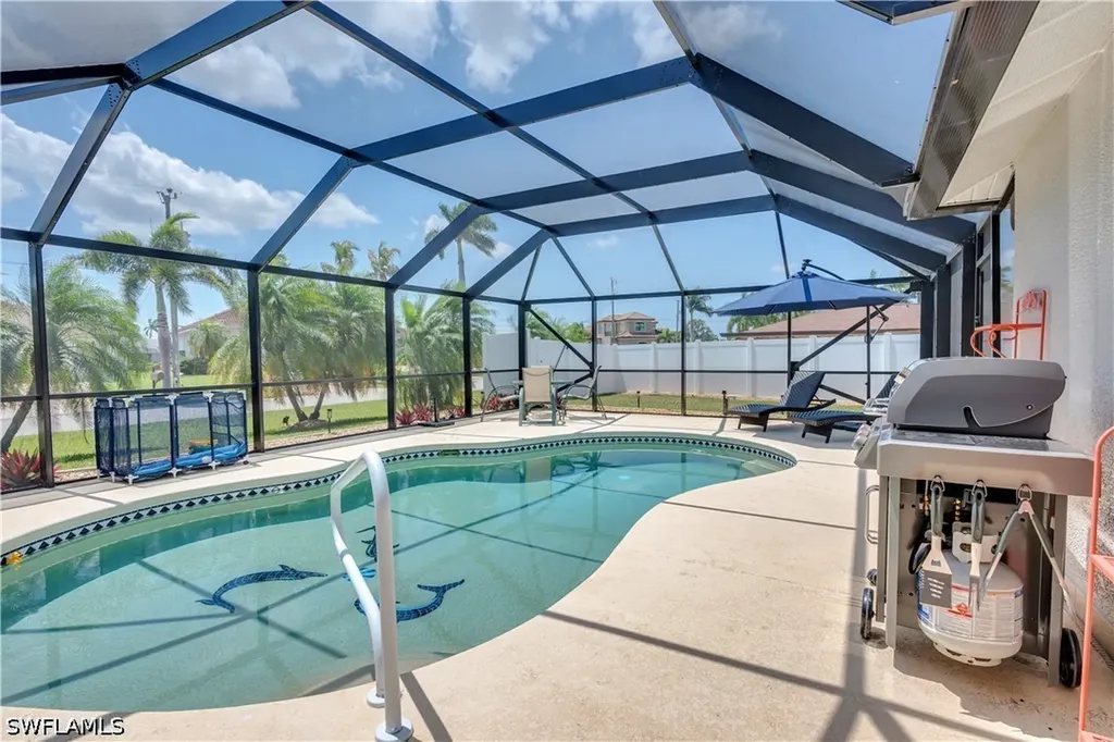3142 SE 22nd Place Cape Coral FL 33904