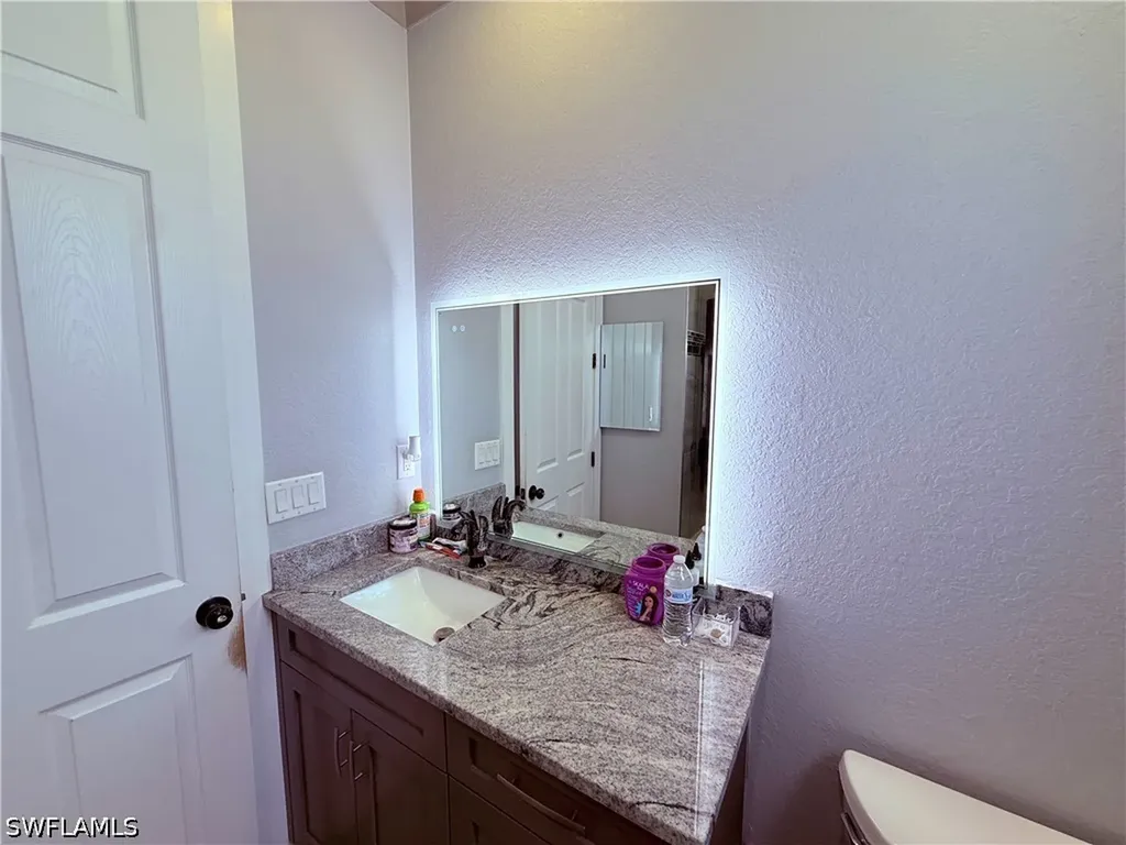 19781 Woodbridge Lane North Fort Myers FL 33917