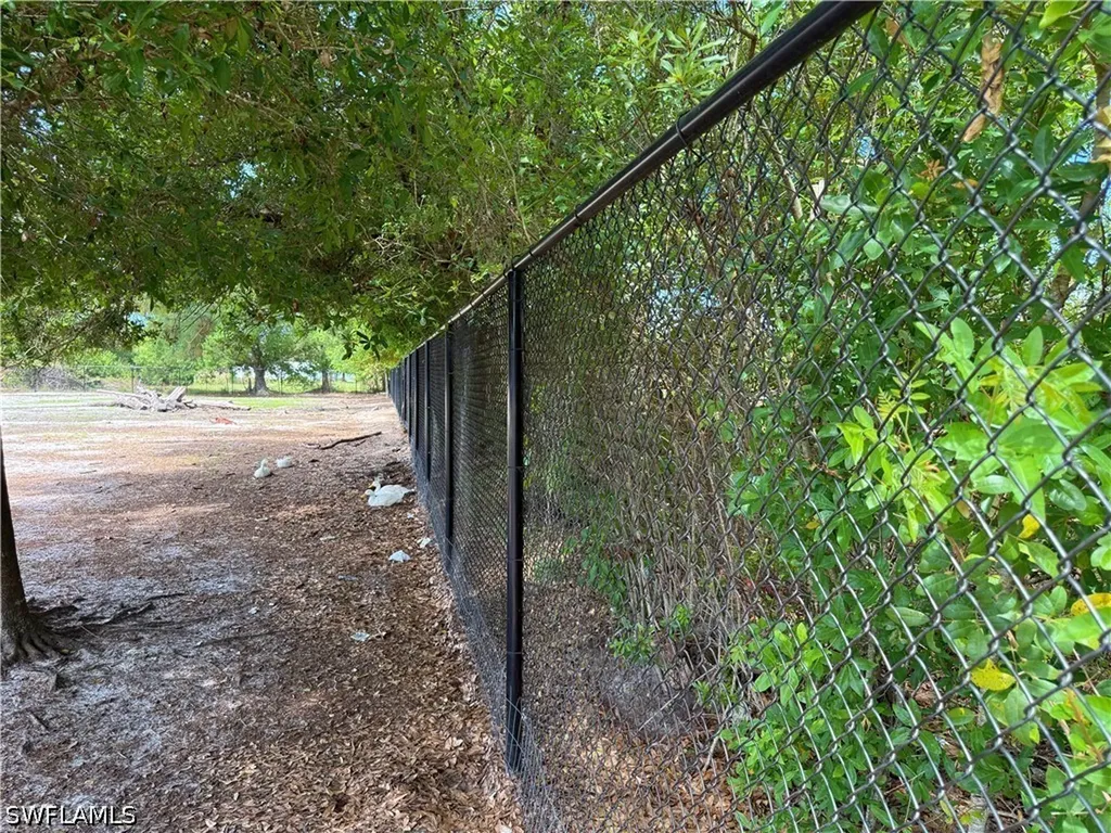 19781 Woodbridge Lane North Fort Myers FL 33917