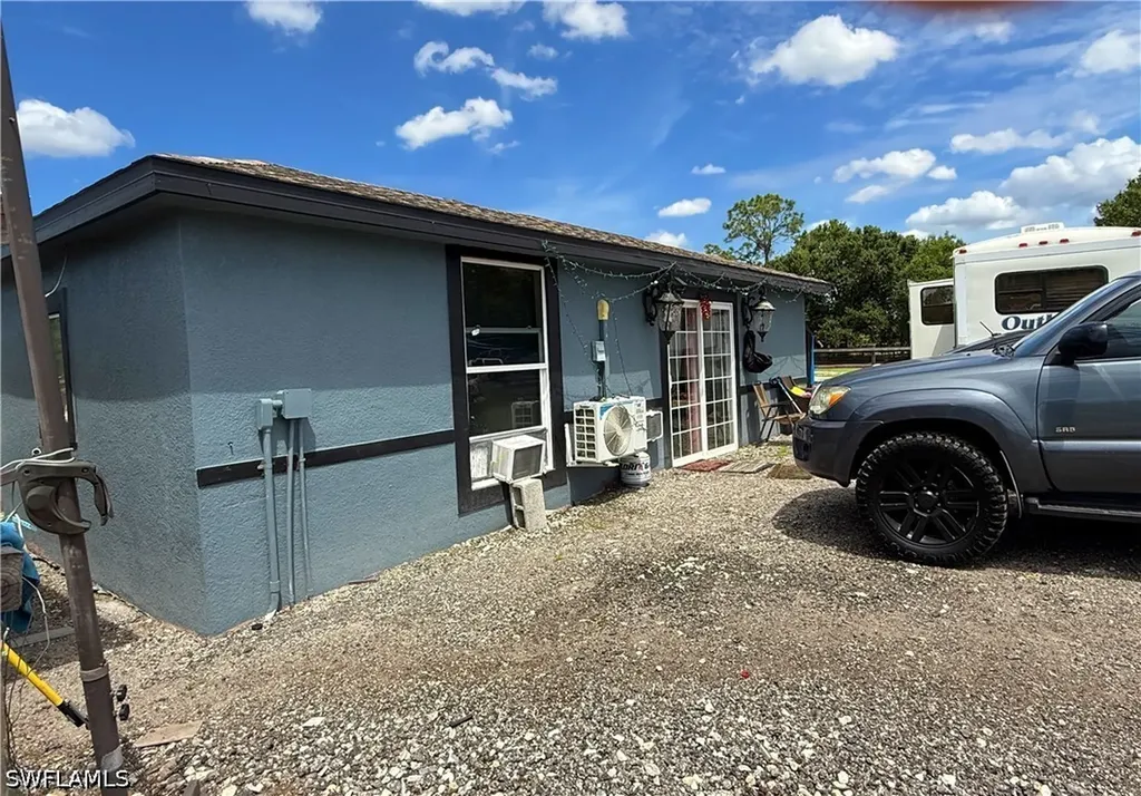 19781 Woodbridge Lane North Fort Myers FL 33917