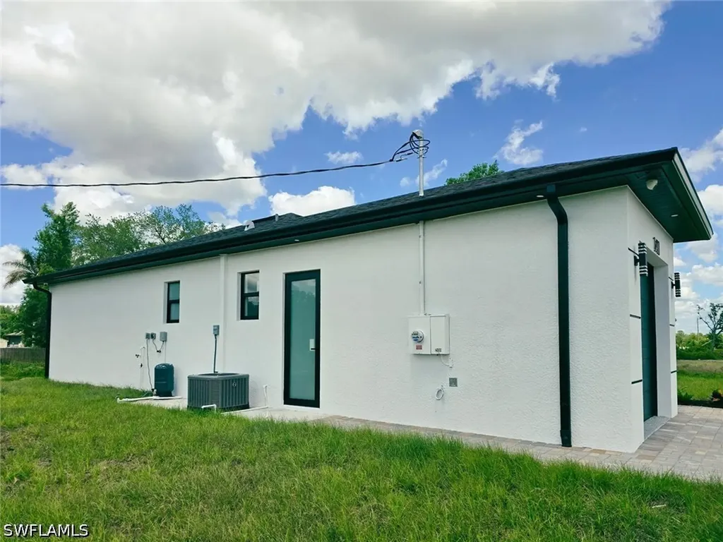 1411 Moore Avenue Lehigh Acres FL 33972