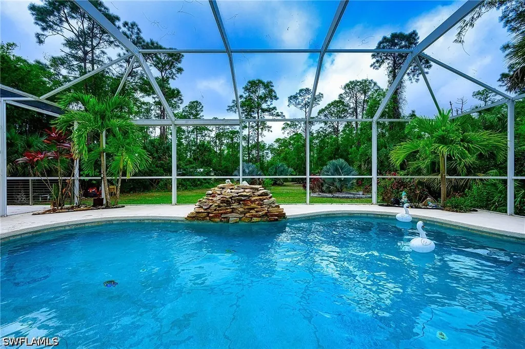 4595 16th Street NE Naples FL 34120