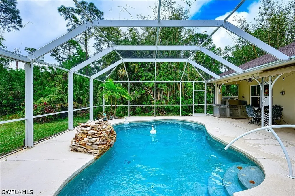 4595 16th Street NE Naples FL 34120