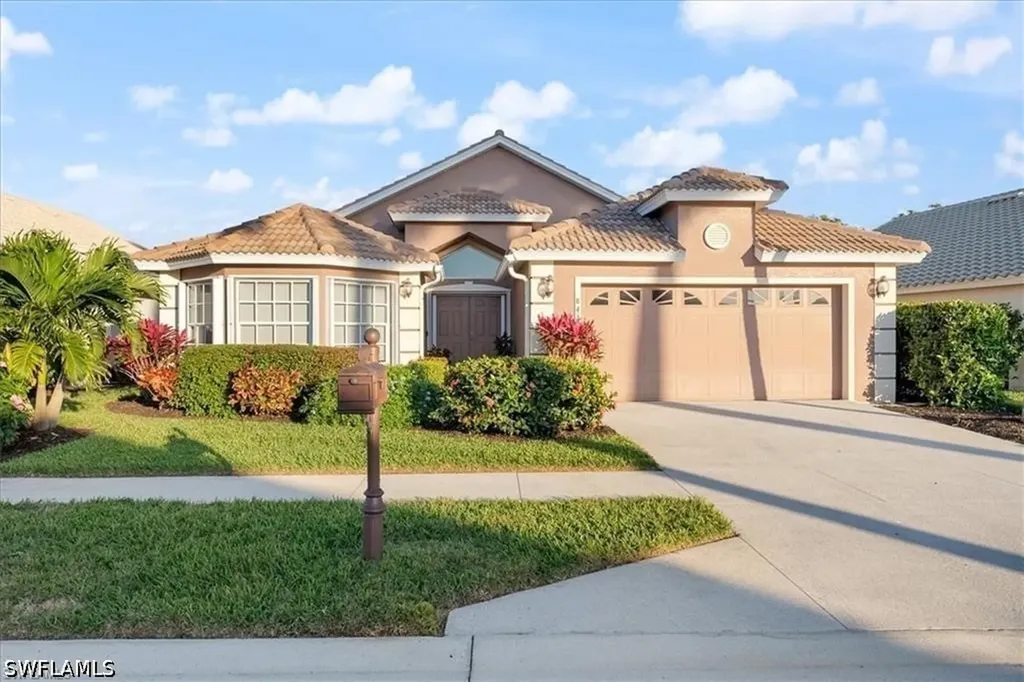 8432 Indian Wells Way Naples FL 34113