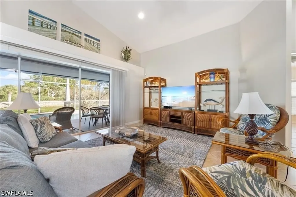 8432 Indian Wells Way Naples FL 34113