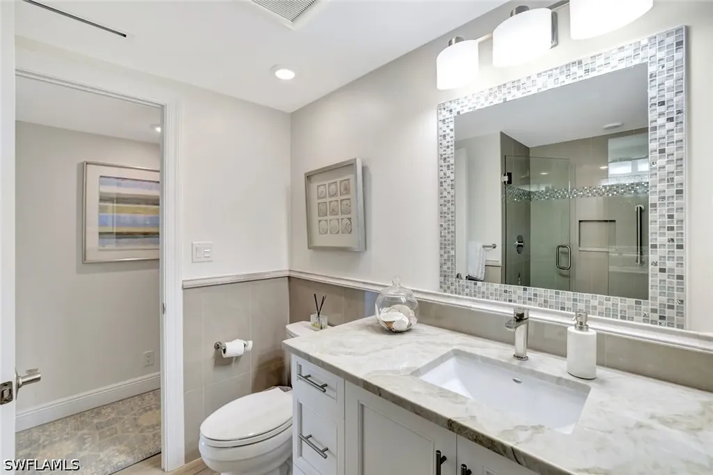 4041 Gulf Shore Boulevard N Naples FL 34103