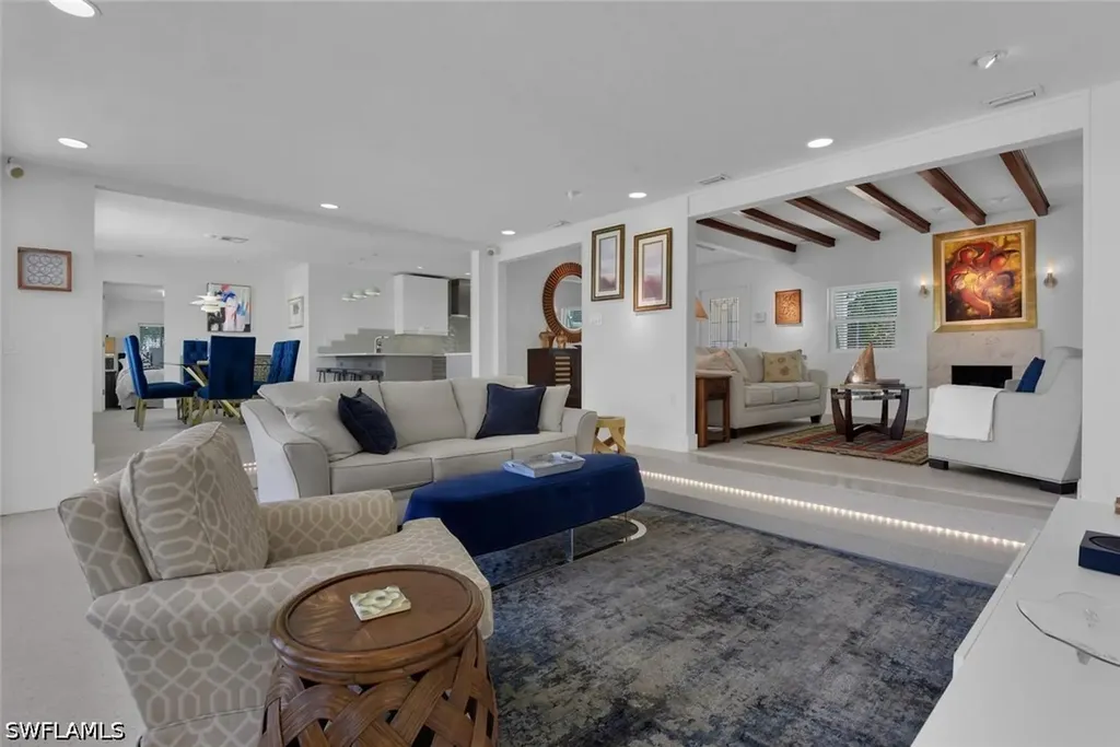 2143 Marina Drive Naples FL 34102