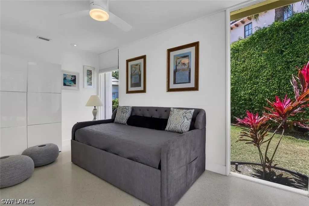 2143 Marina Drive Naples FL 34102