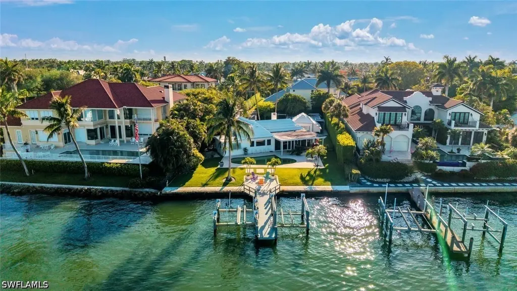 2143 Marina Drive Naples FL 34102